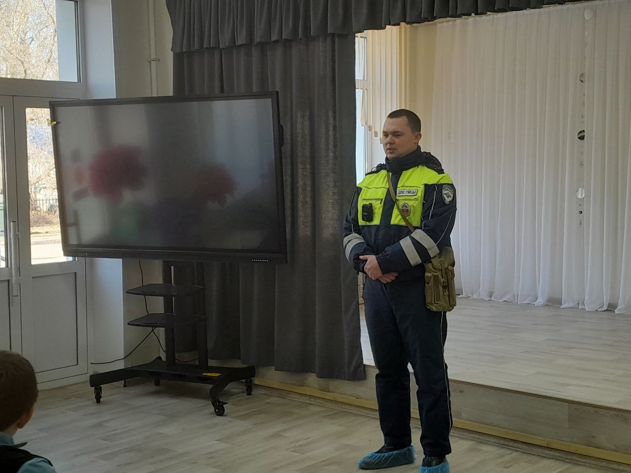 БЕЗОПАСНЫЕ ДОРОГИ ДЕТЯМ.