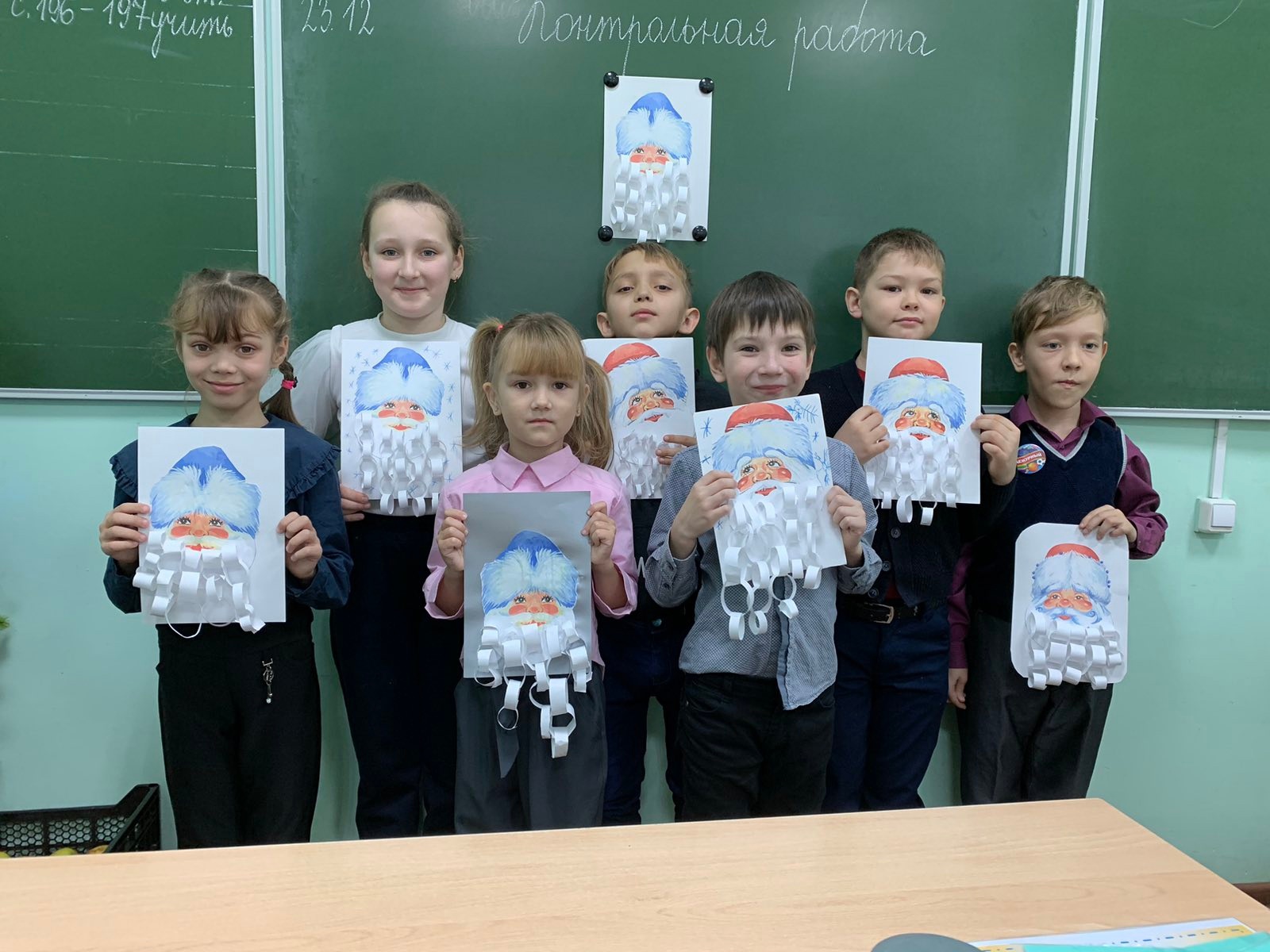 Творческая мастерская Деда Мороза.