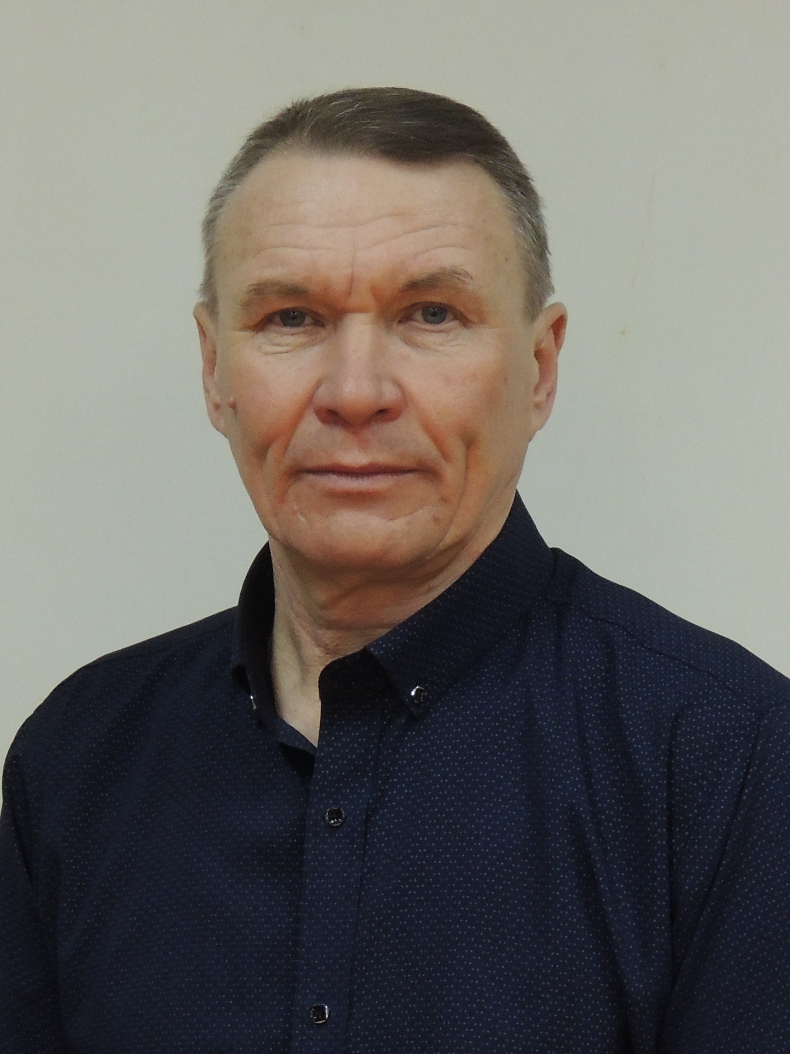 Лаптев Александр Павлович.